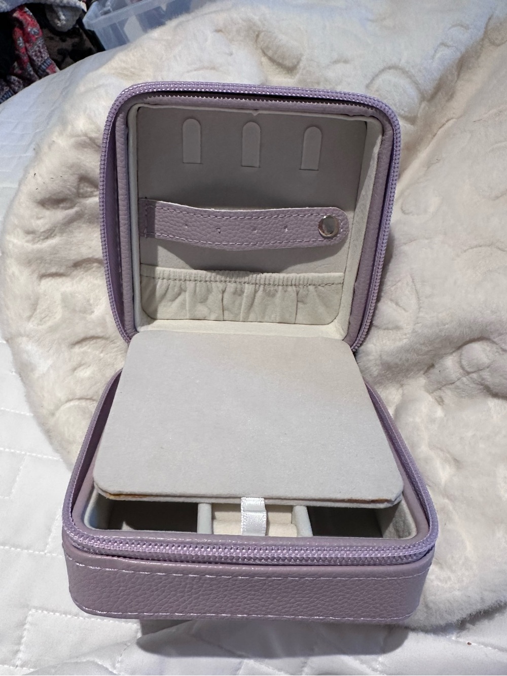 MARK & GRAHAM Mirrored Lilac Travel Jewelry Case NEW $69